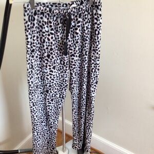 No name Animal Print Sleep/lounge pants